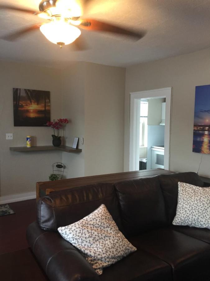 Modern 2/1 Near Midtown&beaches *